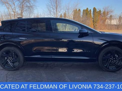 Used 2024 Chevrolet Equinox EV RS image 9