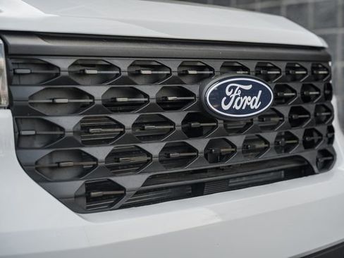 New 2026 Ford Maverick XLT w/ Equipment Group 301A AWD/4WD image 12