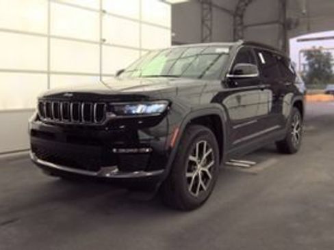 Used 2023 Jeep Grand Cherokee L Limited w/ Luxury Tech Group II AWD/4WD image 1