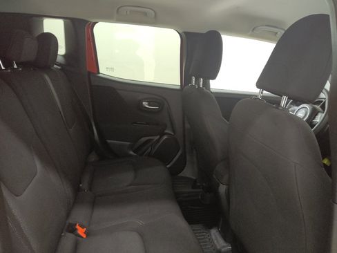Used 2021 Jeep Renegade Sport AWD/4WD image 19