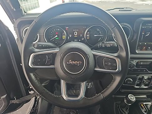 Used 2021 Jeep Wrangler Unlimited Sahara image 13