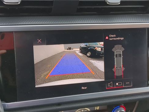 Used 2022 Audi Q3 2.0T Premium w/ Convenience Package image 35