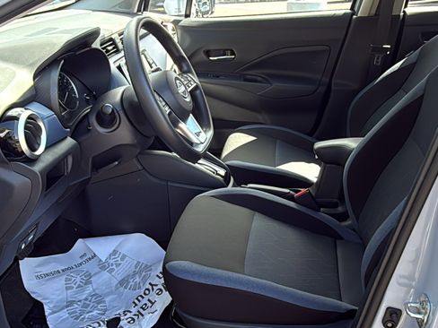 Certified 2025 Nissan Versa SV w/ Trunk Package FWD image 19