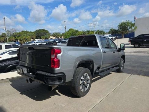 Used 2024 Chevrolet Silverado 2500 Custom w/ Custom Value Package AWD/4WD image 2