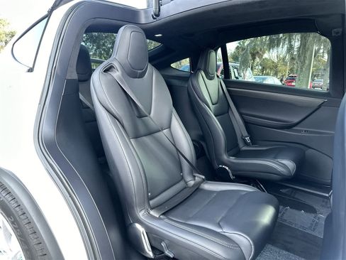 Used 2018 Tesla Model X P100D image 16