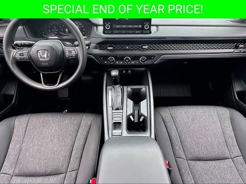 Certified 2025 Honda Accord SE image 7