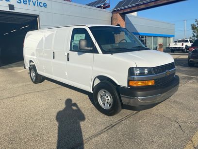 New 2025 Chevrolet Express 3500 Extended w/ Driver Convenience Package