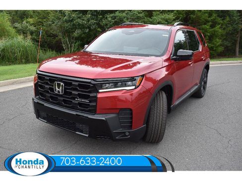 New 2026 Honda Pilot Black Edition image 3