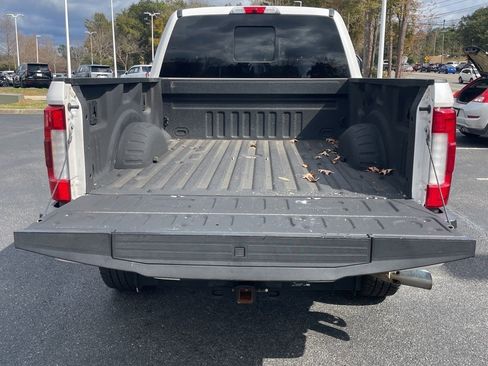 Used 2019 Ford F250 Platinum w/ Platinum Ultimate Package image 8