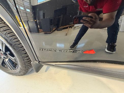 Used 2025 Nissan Rogue SV w/ Rock Creek Premium Package image 28