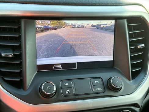 Used 2020 GMC Acadia SLE w/ Driver Convenience Package image 26