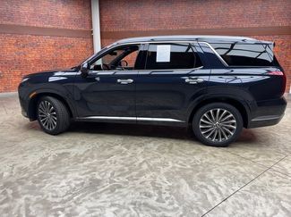 Used 2024 Hyundai Palisade Calligraphy video 2