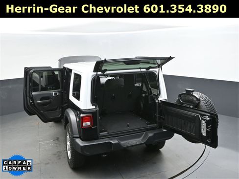 Used 2021 Jeep Wrangler Unlimited Islander image 50