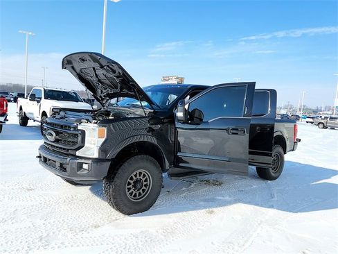 Used 2022 Ford F250 Lariat image 11