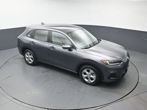 Certified 2024 Honda HR-V LX image 40