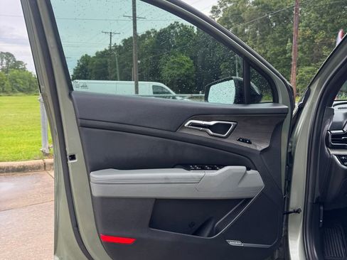 Used 2023 Kia Sportage X-Pro AWD/4WD image 8