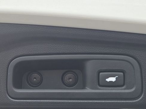 Used 2020 Honda Pilot Touring image 14