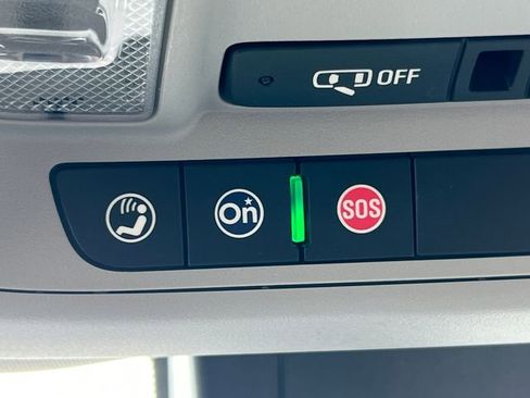 Used 2024 Chevrolet Equinox LT FWD image 25