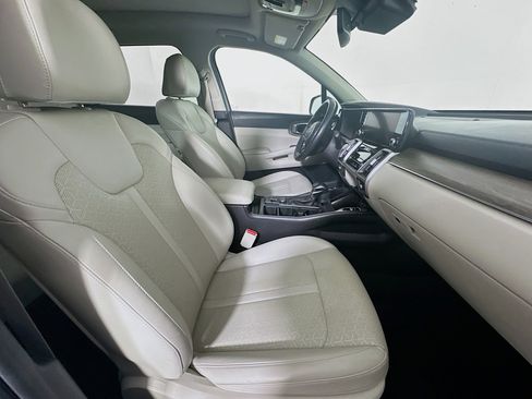 Used 2023 Kia Sorento EX w/ Panoramic Sunroof Package FWD image 33
