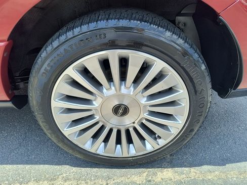 Used 2016 Lincoln Navigator Reserve AWD/4WD image 10