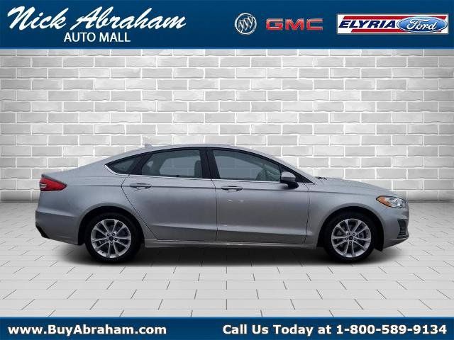 Certified 2020 Ford Fusion SE FWD image 1