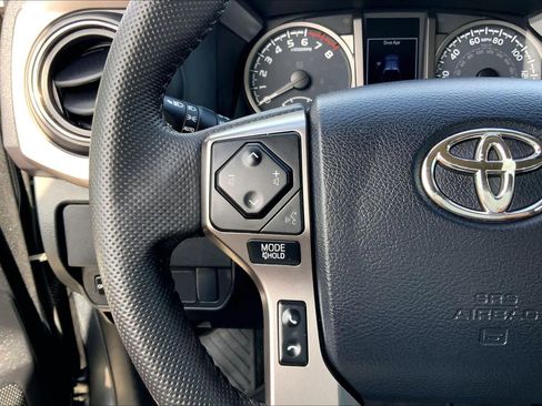 Used 2023 Toyota Tacoma SR5 RWD image 30