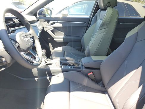 New 2025 Audi Q3 2.0T Premium image 19