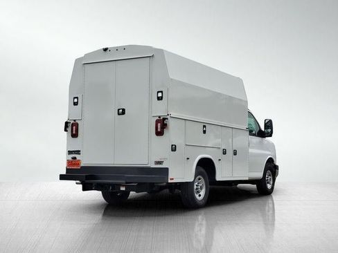 New 2024 GMC Savana 3500 w/ Power Convenience Package image 5