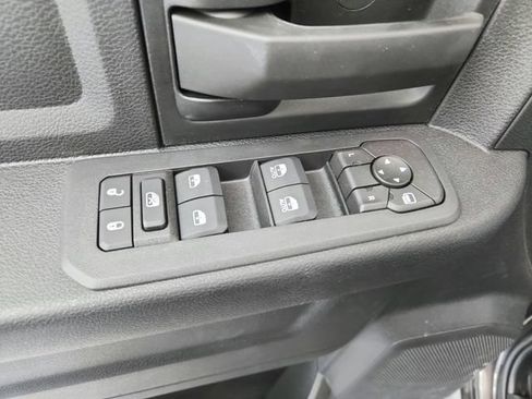 New 2026 RAM 3500 Tradesman AWD/4WD image 32