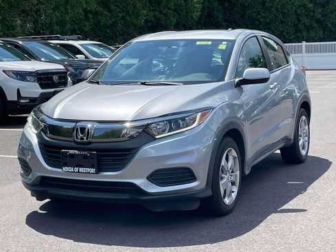 Certified 2021 Honda HR-V LX image 3