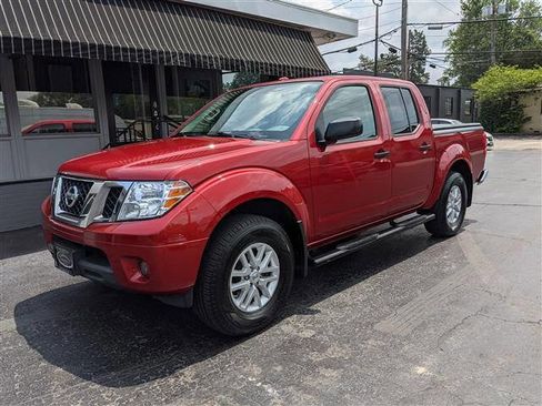Used 2017 Nissan Frontier SV w/ SV Value Truck Package AWD/4WD image 1