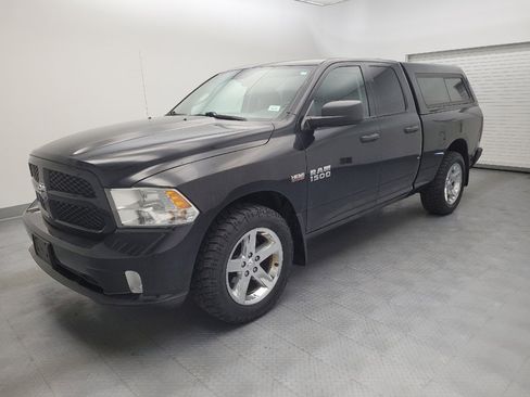 Used 2016 RAM 1500 Express AWD/4WD image 2