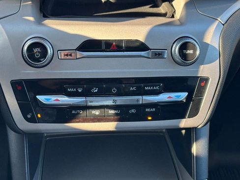 Used 2023 Ford Explorer XLT w/ Equipment Group 202A image 26