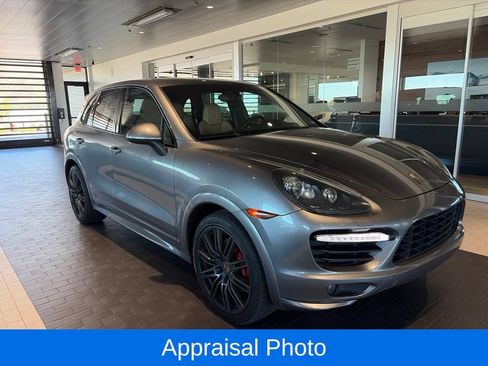 Used 2014 Porsche Cayenne GTS AWD/4WD image 1