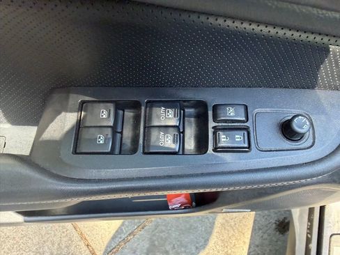 Used 2015 Subaru Outback 2.5i Limited AWD/4WD image 11