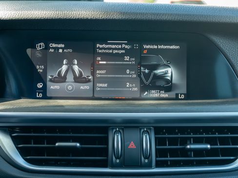 Used 2020 Alfa Romeo Stelvio Ti w/ Active Blind Spot Package AWD/4WD image 86