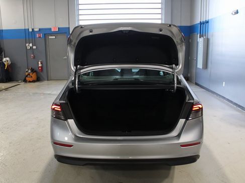 Certified 2023 Honda Accord LX image 40