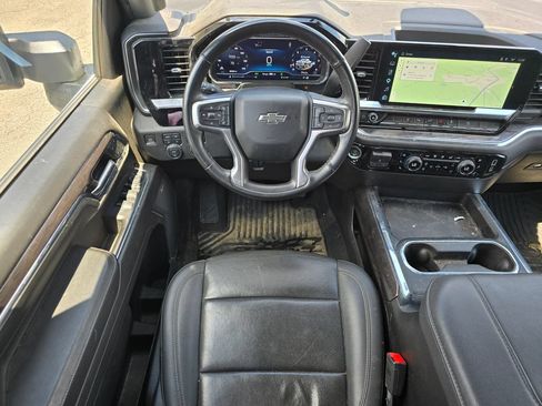 Used 2024 Chevrolet Silverado 2500 LTZ w/ LTZ Plus Package AWD/4WD image 18