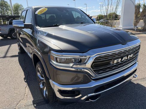 Used 2019 RAM 1500 Limited RWD image 9