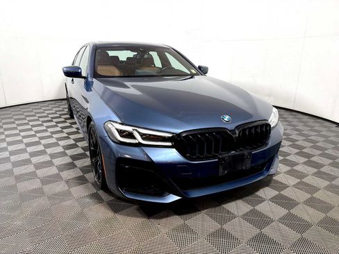 Used 2023 BMW 530i xDrive w/ M Sport Package AWD/4WD image 2