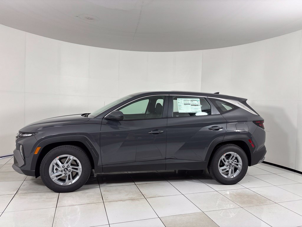 New 2026 Hyundai Tucson SE FWD image 2