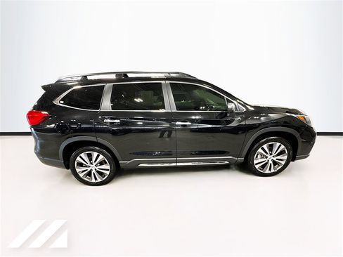 Used 2022 Subaru Ascent Touring image 4