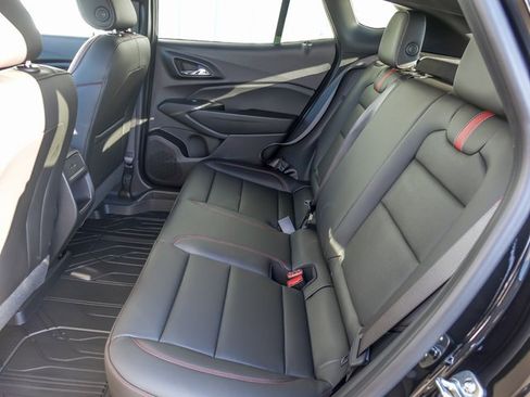 New 2026 Chevrolet Trax RS w/ Sunroof Package image 15