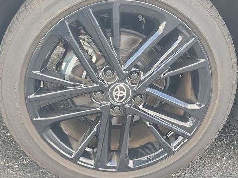 Used 2025 Toyota Camry SE FWD image 8