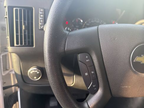 Used 2023 Chevrolet Express 2500 w/ Driver Convenience Package RWD image 16