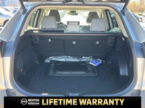 Used 2023 Toyota RAV4 Limited image 8