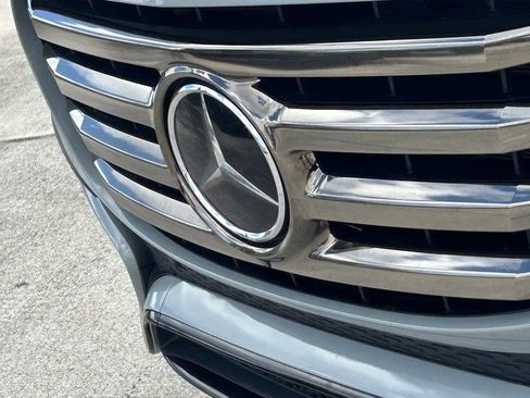 Used 2024 Mercedes-Benz GLS 450 4MATIC w/ AMG Line Exterior image 17