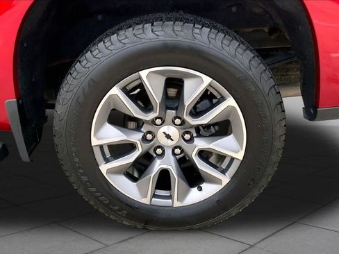 Used 2021 Chevrolet Silverado 1500 RST AWD/4WD image 11