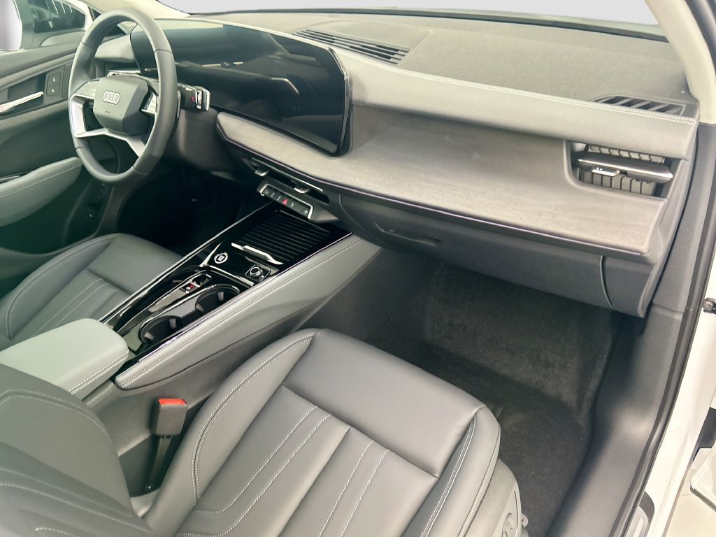 Used 2026 Audi Q3 quattro 2.0T AWD/4WD image 16