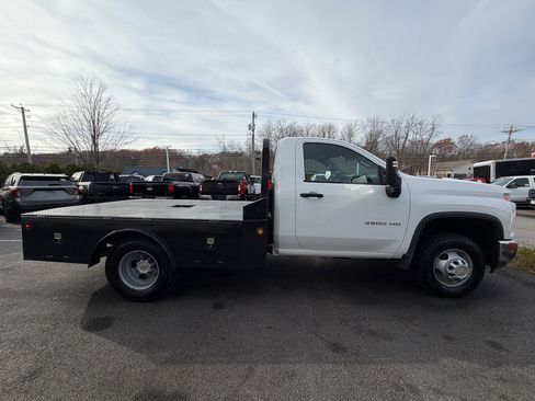 Used 2025 Chevrolet Silverado 3500 W/T w/ WT Convenience Package image 6